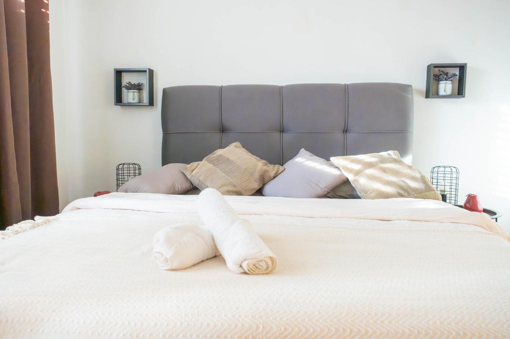 Apartman Lili Knin Extérieur photo